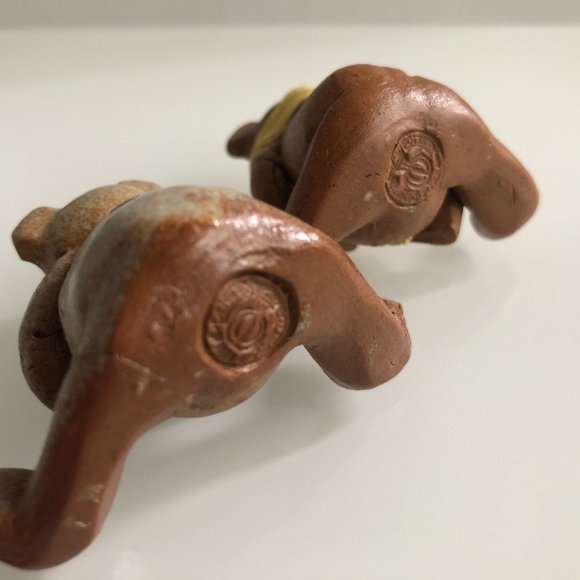 SET | 4 Tiny Vintage Pottery Teddy Bears - Picture 7 of 7